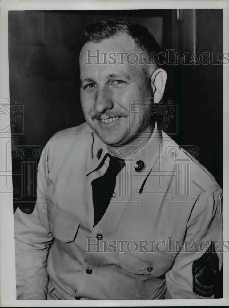 1952 Press Photo Sgt Russell Haight US Army Engineer Instructor at Ft Belvoir VA