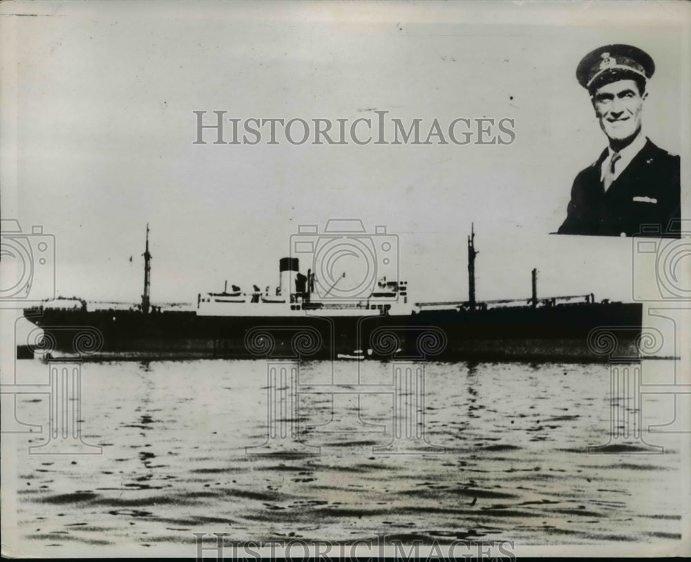 1937 Press Photo Italian cargo ship Mongialo bombed & Capt Scolari dies