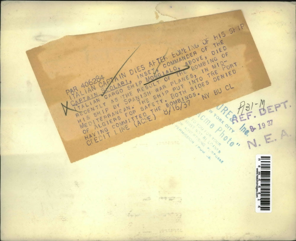 1937 Press Photo Italian cargo ship Mongialo bombed & Capt Scolari dies