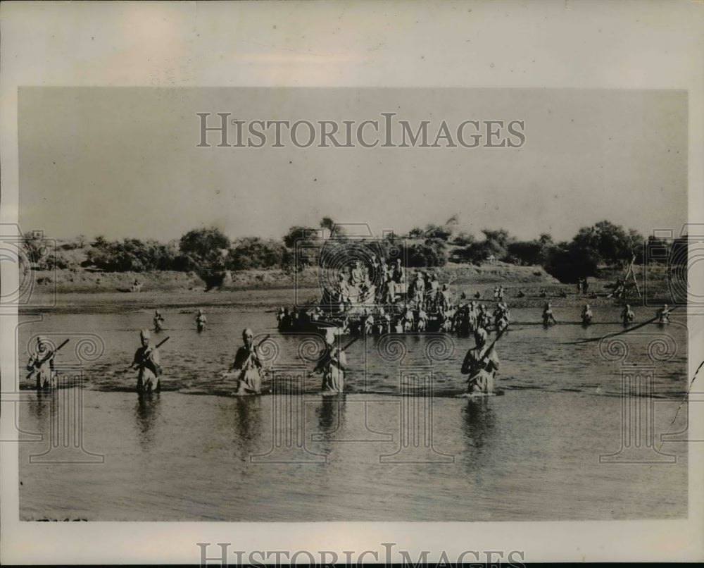 1941 Press Photo Troops of an Indian Infantry Brigade Holding Advanced Post