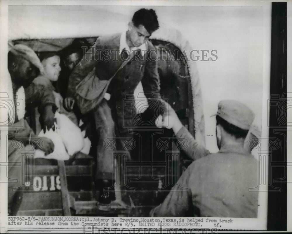 1953 Press Photo Johnny Trevino Helped From Truck After His Communist Release
