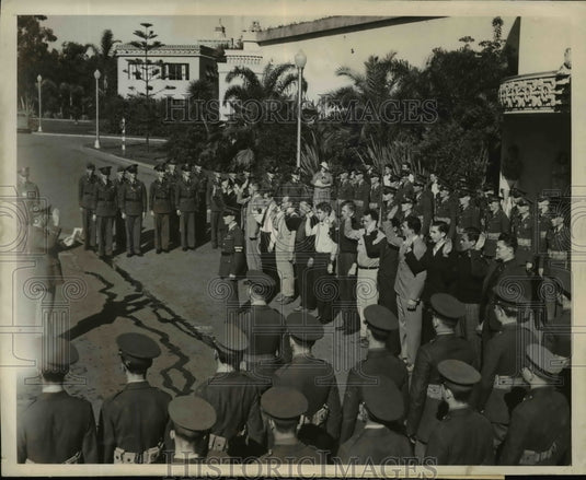 1939 Press Photo Lieut. Col. James A. Van Fleet In A Swearing In of Minute Men- Historic Images