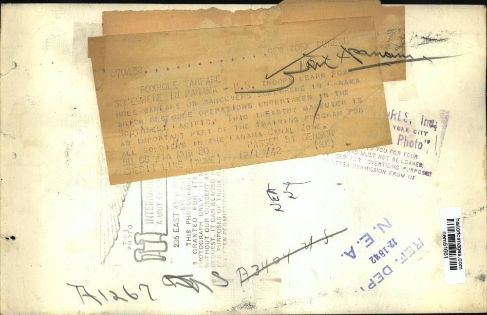 1942 Press Photo U.S. Troops learns fox hole warfare on Maneuvers in Panama