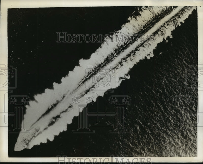 Load image into Gallery viewer, 1942 Press Photo Royal Air Force sails to pick up pilot landed in the sea.
