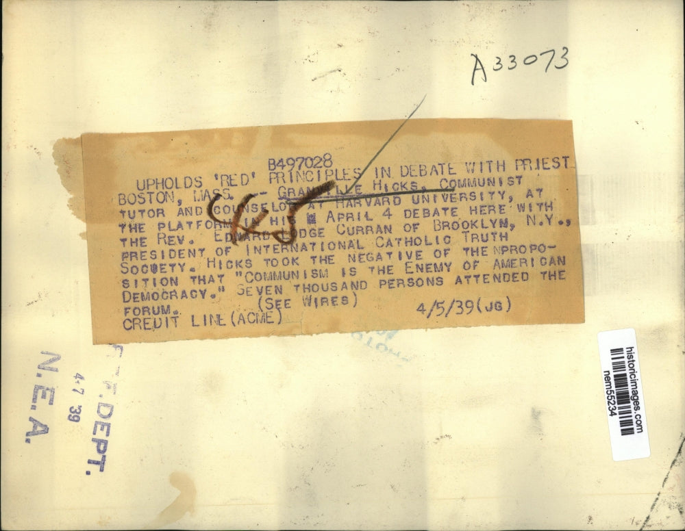 1939 Press Photo Communist Tutor Granville Hicks in debate with Priest