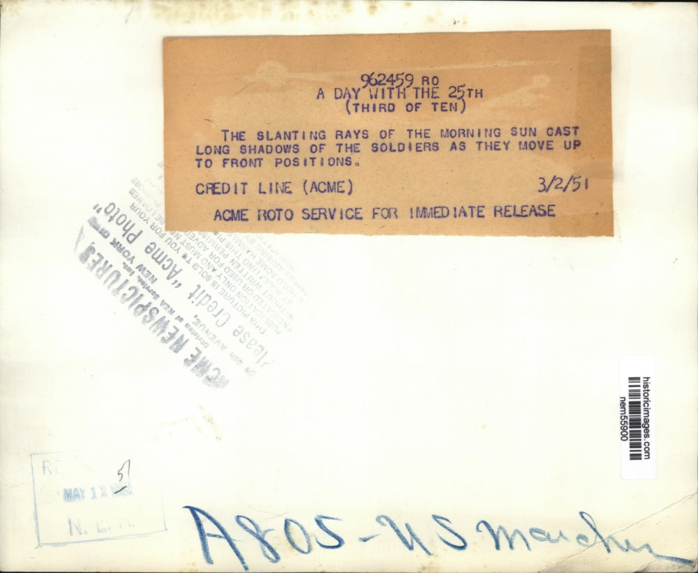 1951 Press Photo US soldiers on the march to front line positions as sun rises