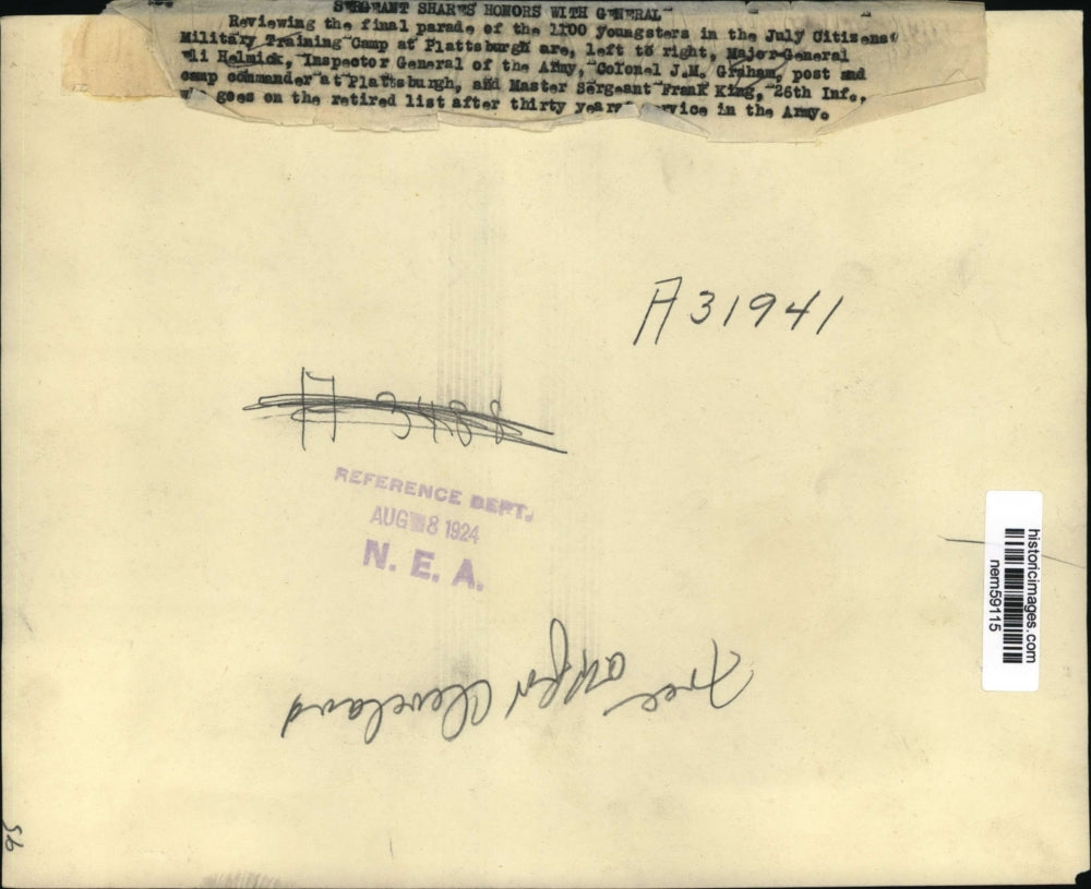 1924 Press Photo A General, Colonel, and Sergeant Review Training Camp Parade