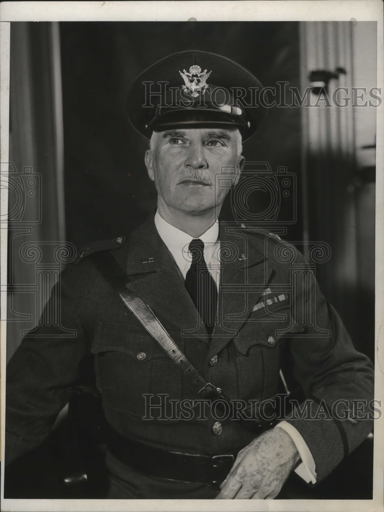 1932 Press Photo Colonel Julian R. Lindsey named head of Mechanized Division