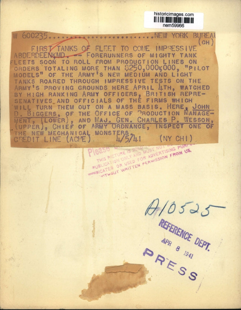 1941 Press Photo John Biggers, General Charles Wesson inspect Mechanical Tank