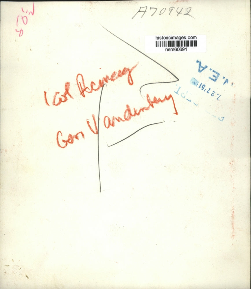 1951 Press Photo Hoyt Vanderberg appears before MacArthur Investigation hearing