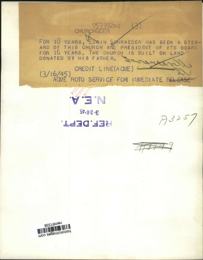 1945 Press Photo Edwin Schraeder, long time steward and head of the church