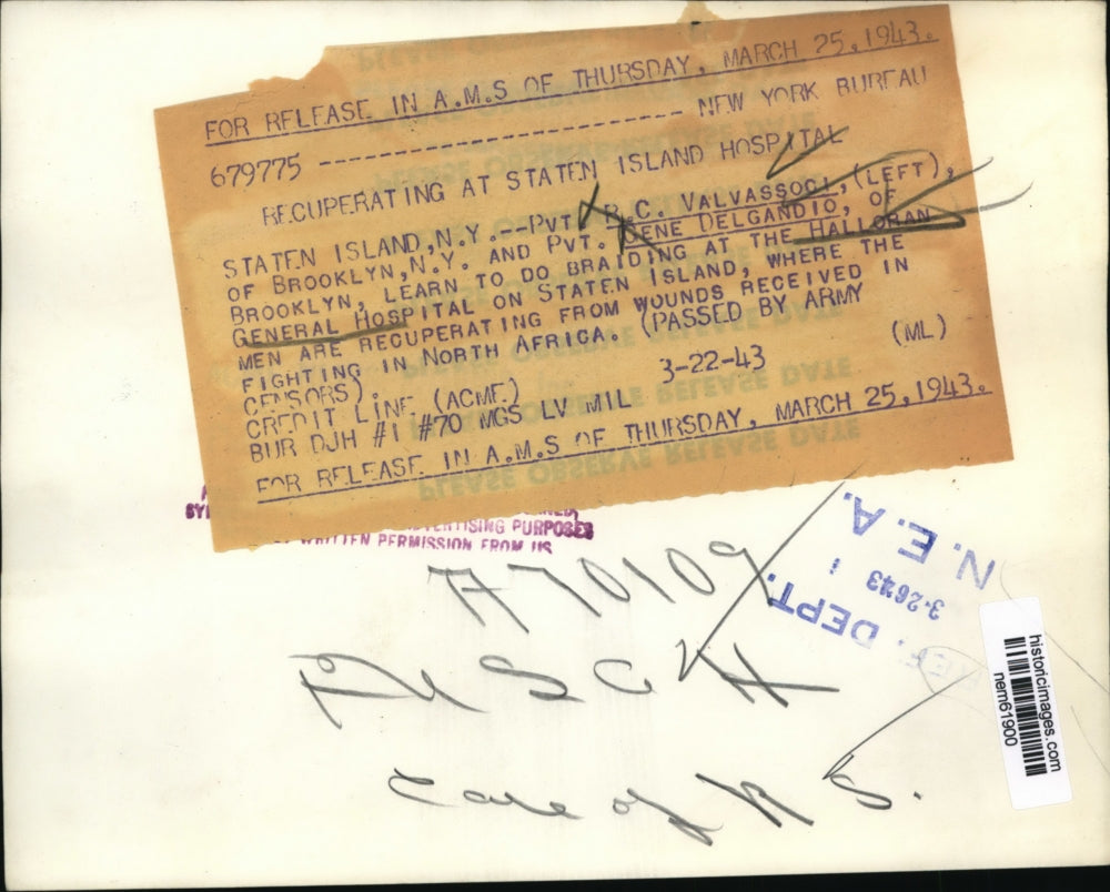 1943 Press Photo Injured American soldiers rest at Halloran General Hospital