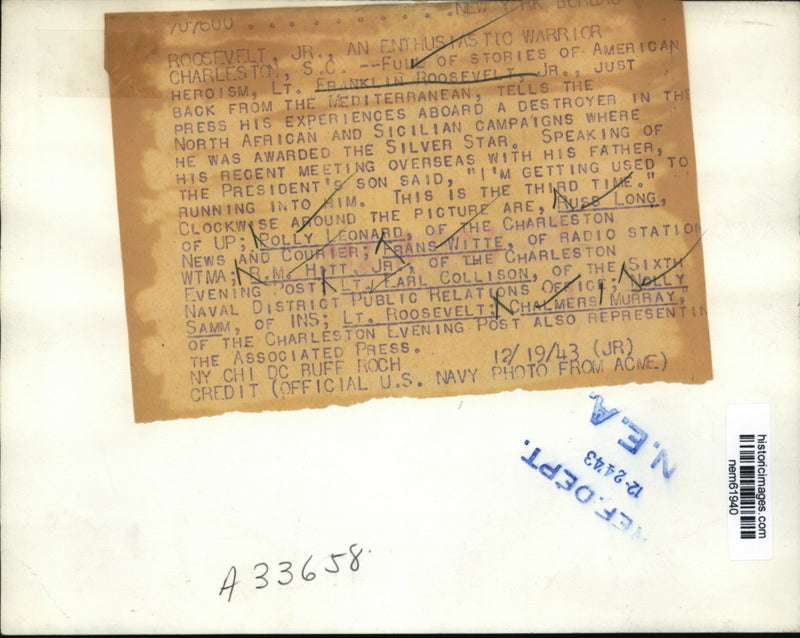 Load image into Gallery viewer, 1943 Press Photo Lt.Franklin Roosevelt tells Press his Mediterranean Experienced
