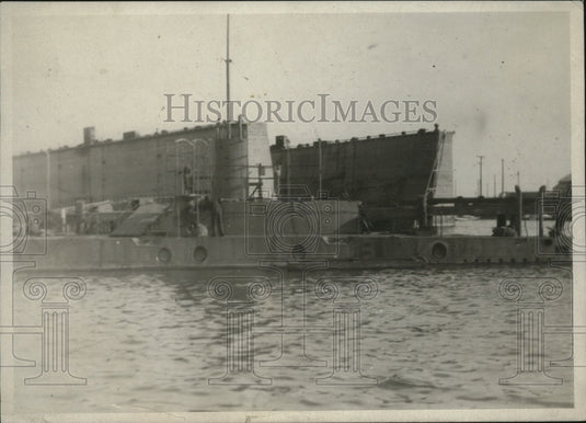 1918 Press Photo US Navy dry dock without a ship inside - nem62141
