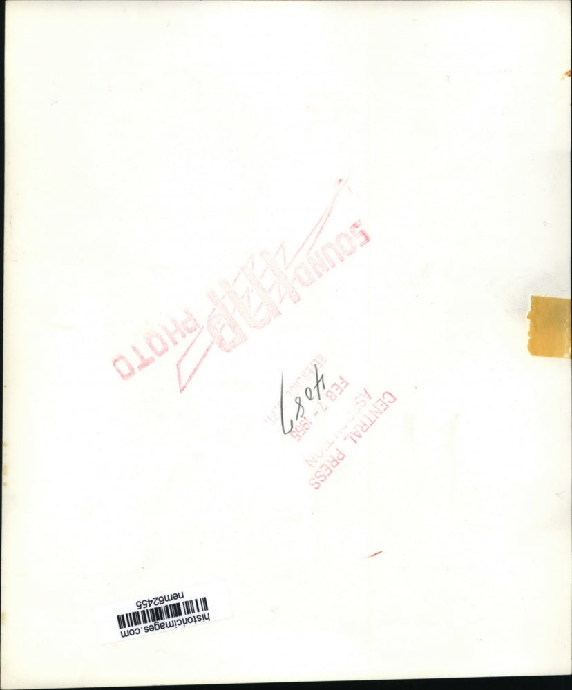 1955 Press Photo Six Communist Planes Bombing Raid on the Lower Tachens