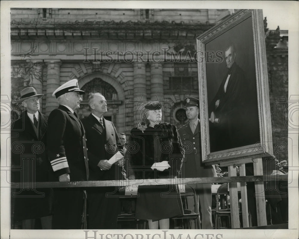 1945 Press Photo President James Polk''s portrait presented to the Naval Academy