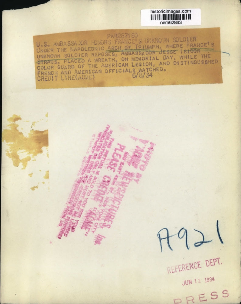 1934 Press Photo Ambassador Jesse Isidor Straus honors France's Unknown Soldiers