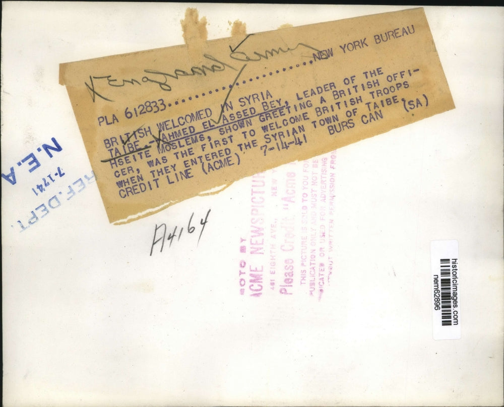 1941 Press Photo Ahmed El Assed Bey greets British Officer and Troops in Syria