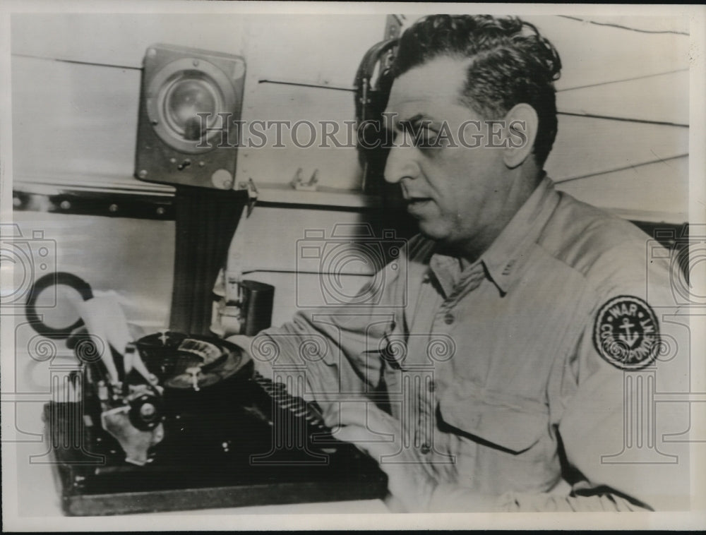 1944 Press Photo Last Picture of Raymond Clapper, Died in S. Pacific Plane Crash
