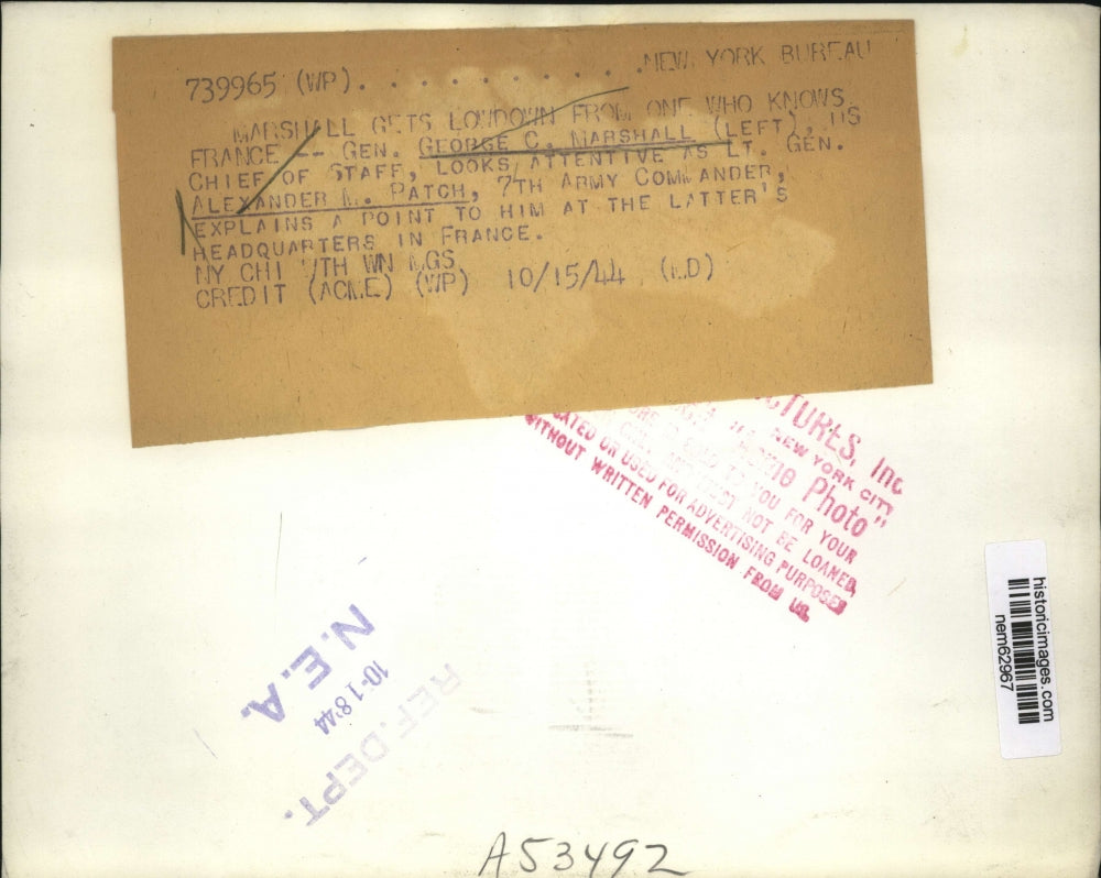 1944 Press Photo Lt. Gen. Patch talking to Gen. Marshall at the headquarters