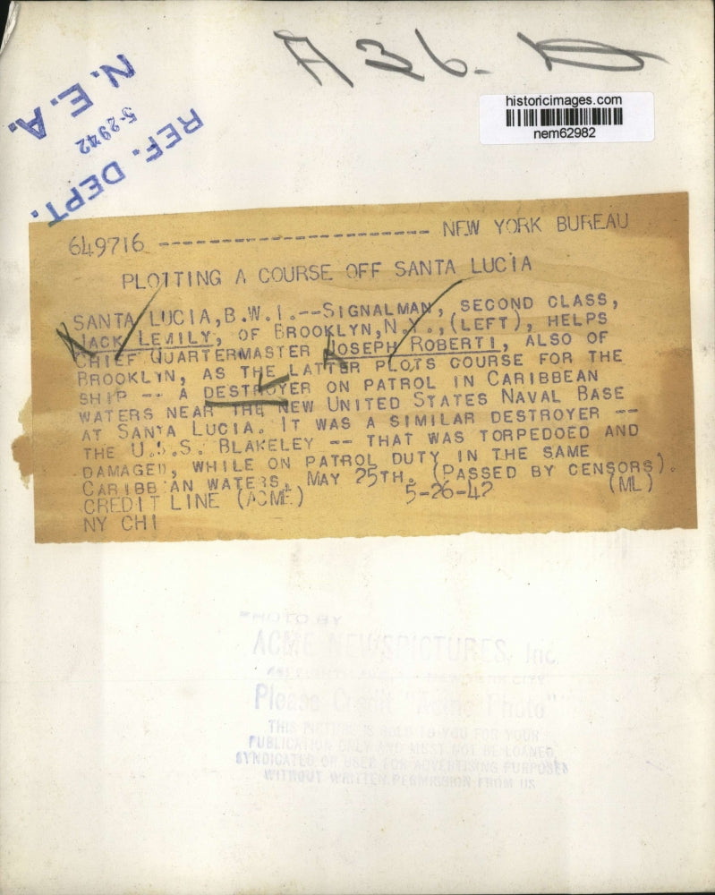 1942 Press Photo American Soldiers plot course for Destroyer on Caribbean Patrol