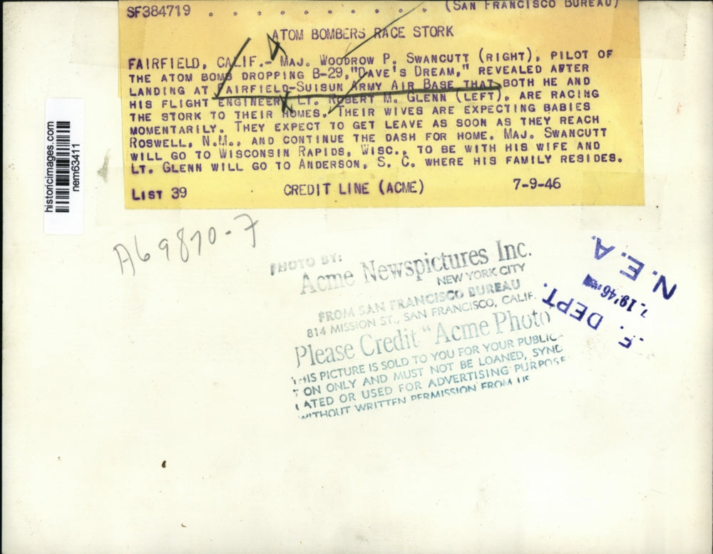 1946 Press Photo Suisun Army Air Base Atom Bombers race Stork to their homes