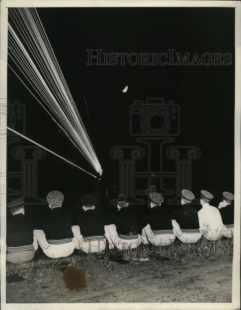 1941 Press Photo West Point First Class men visit in Aberdeen Proving Grounds