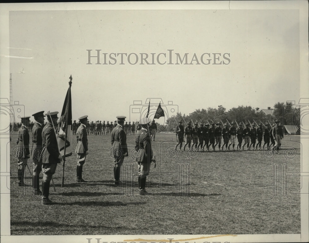 1929 Press Photo General Summerall reviews the men at Fort Myer - nem64055