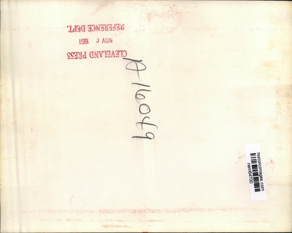 1951 Press Photo General Dwight Eisenhower and wife arrives at National Airport