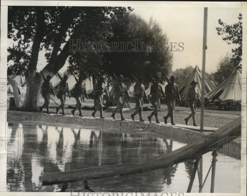1940 Press Photo Indian National Guards march for Fort Oklahoma for training