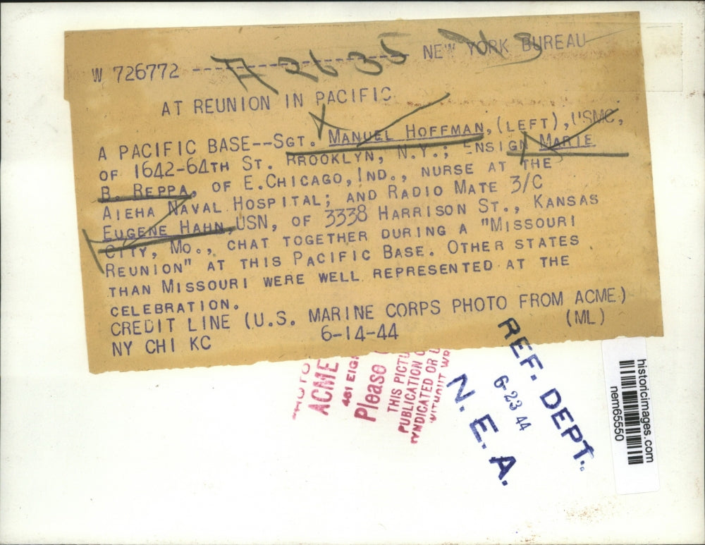 1944 Press Photo Manuel Hoffman, Ensign Marie Reppa and Eugene Hahn In Pacific