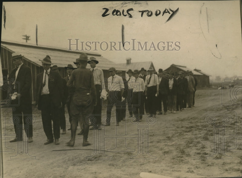 Load image into Gallery viewer, 1919 Press Photo Scene at US Army Training Camp - nem65852
