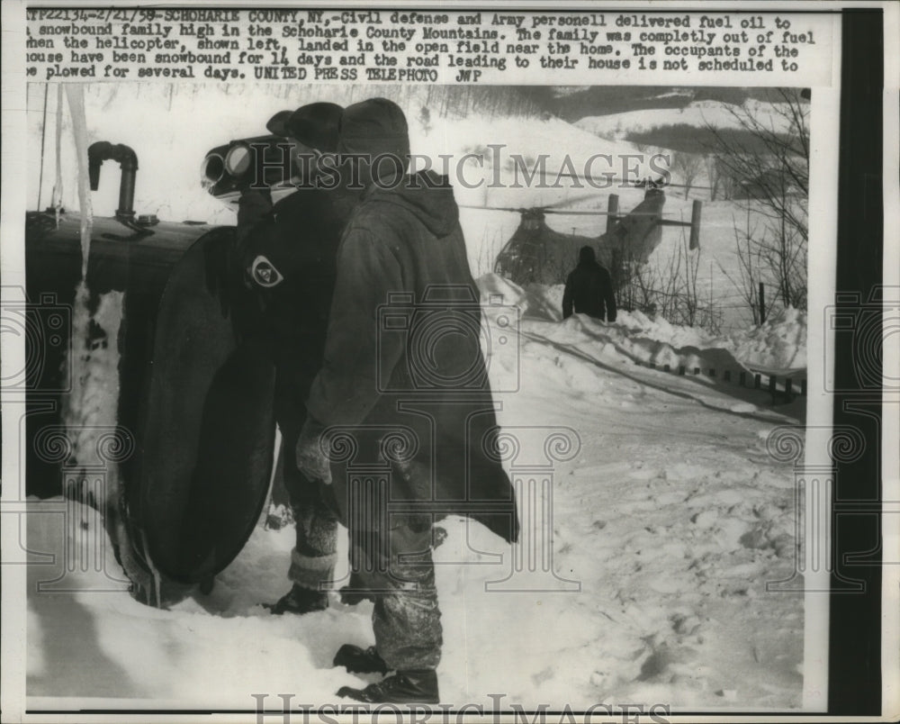 1958 Press Photo workers bring fuel to a snowbound family in Schoharie County NY- Historic Images