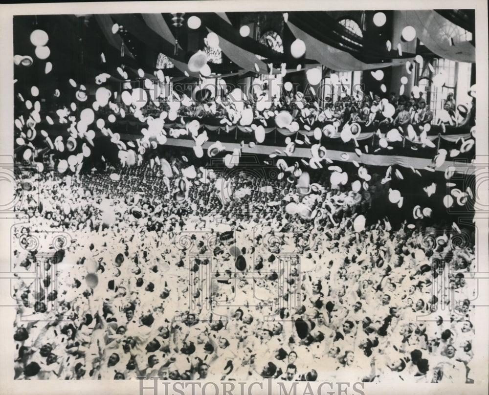 1951 Press Photo Naval Academy graduates cheer after graduation ceremonies