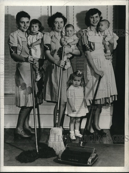 1943 Press Photo Founders of the Organization Material Order of Patriots