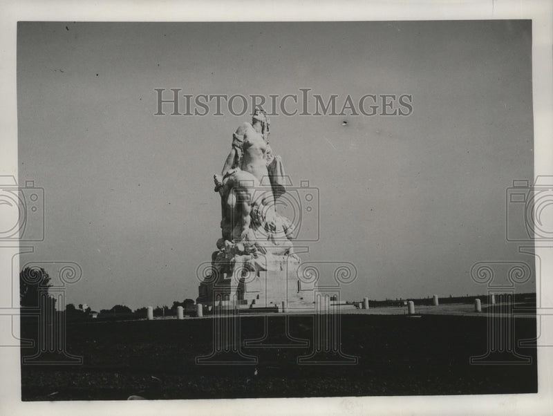 Load image into Gallery viewer, 1932 Press Photo An excellent view of the Monument of the Maine

