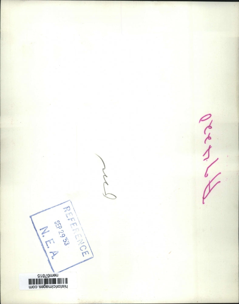 1953 Press Photo Maj.Gen and Mrs. William F Dean arrived from Travis Air Force