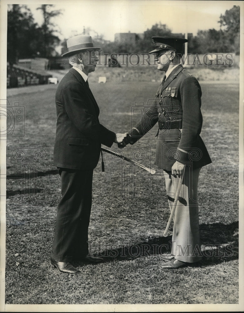1936 Press Photo Col Robert Mazet & Cadet Lt Col Michael P DiGacomo