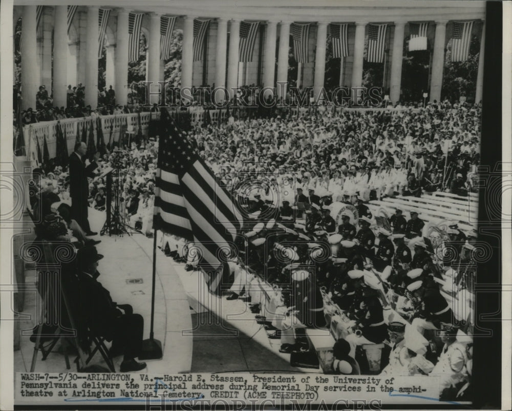 1951 Press Photo Harold Stassen delivers a principal address during Memorial Day