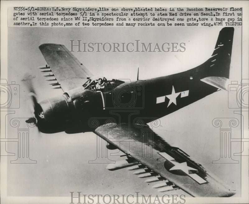 Load image into Gallery viewer, 1951 Press Photo Torpedoes and rockets seen under wing of an Army Skyraiders
