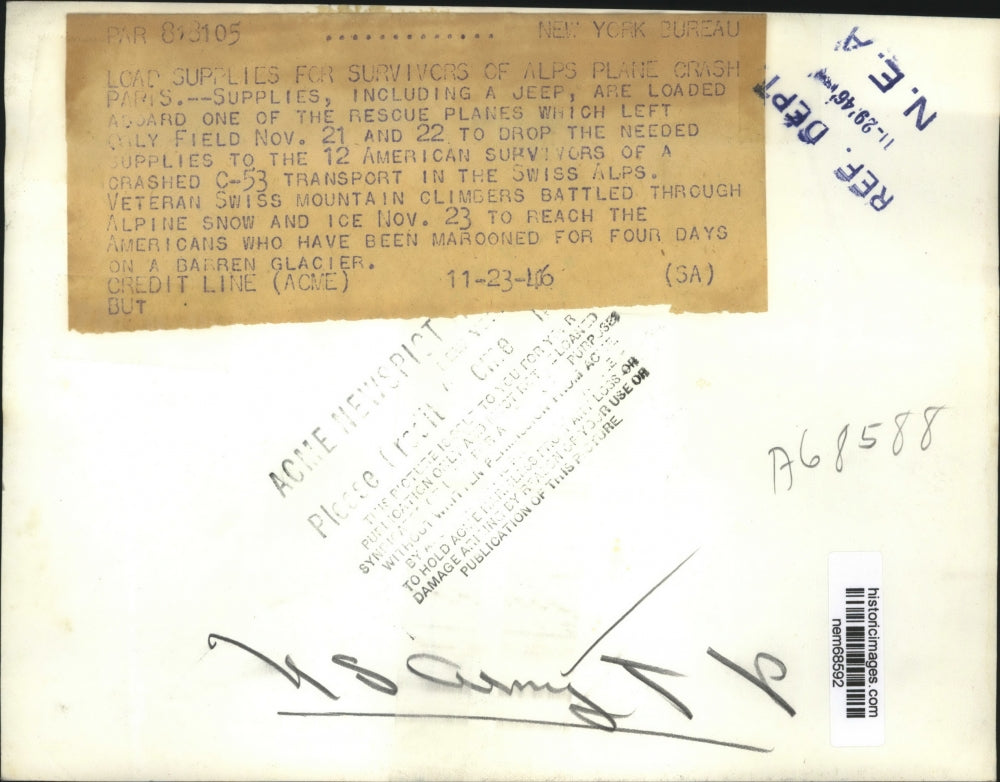 1946 Press Photo Supplies aboard Army Transport to drop to American survivors