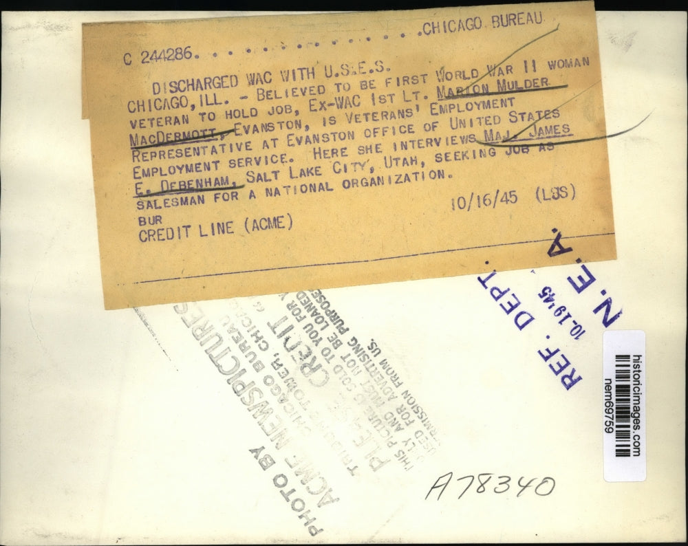 1945 Press Photo Marion MacDermott, World War II veteran interviews applicant