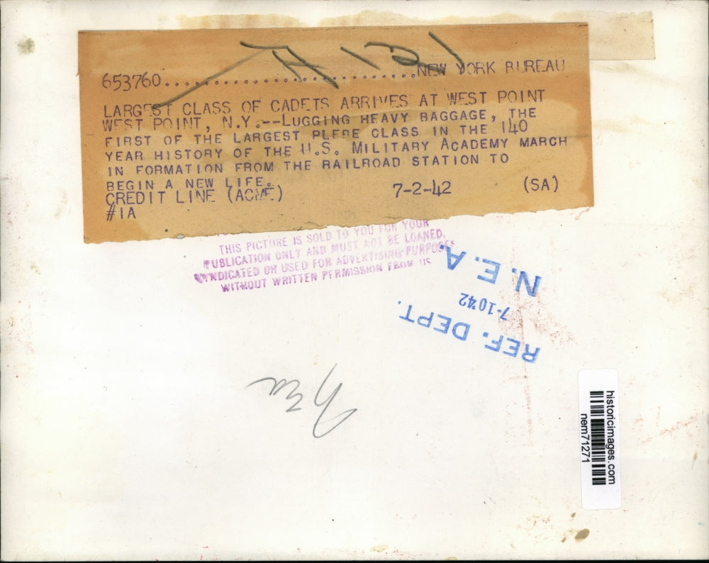 1942 Press Photo Large class of cadets in the United States Military School