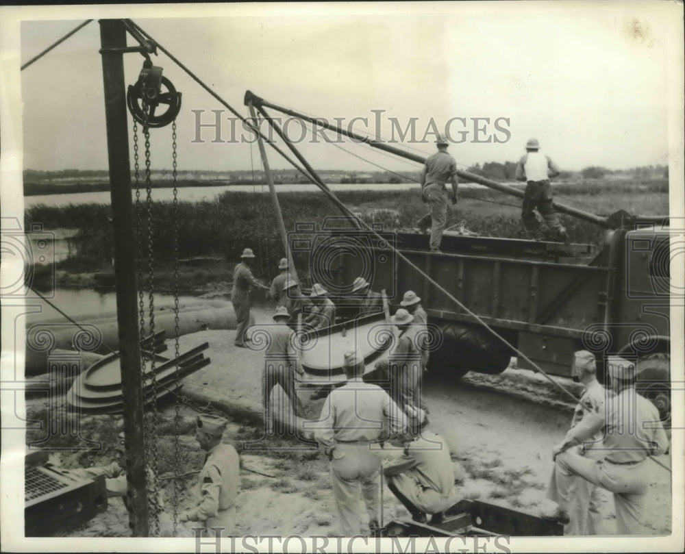 1941 Press Photo U.S Army Engineers works on River Bridges - nem71823