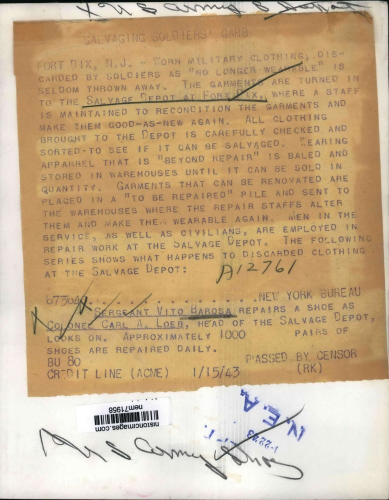 1943 Press Photo Sgt Vito Barosa & Col Carl A Loeb at Fort Dix NJ Salvage Depot