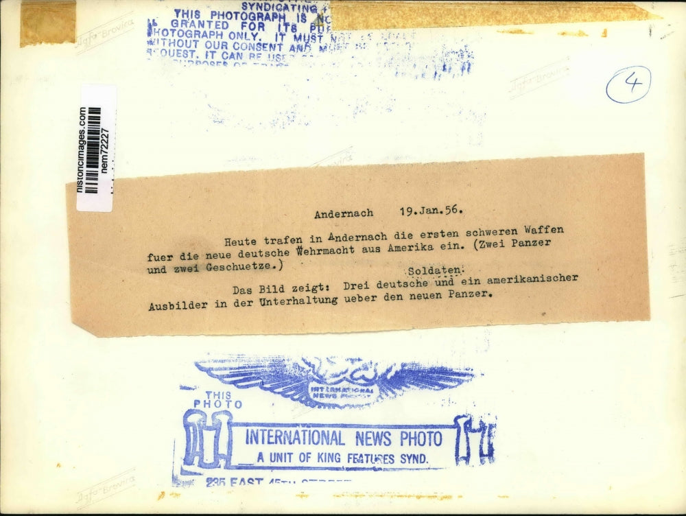 1956 Press Photo Heavy weapons from America arrived in Andernach - nem72227