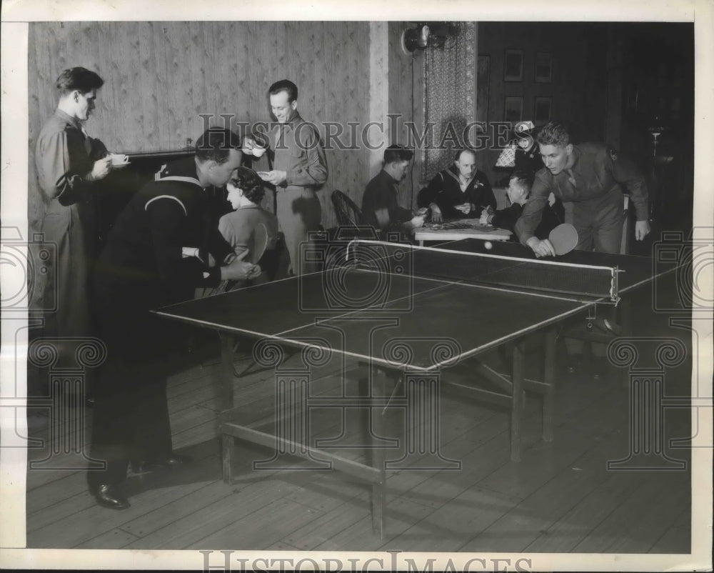 1943 Press Photo Masonic Servicemen's Club with dormitory for men in NYC