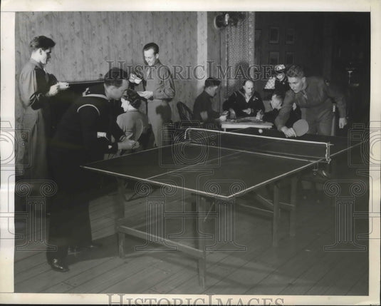 1943 Press Photo Masonic Servicemen's Club with dormitory for men in NYC