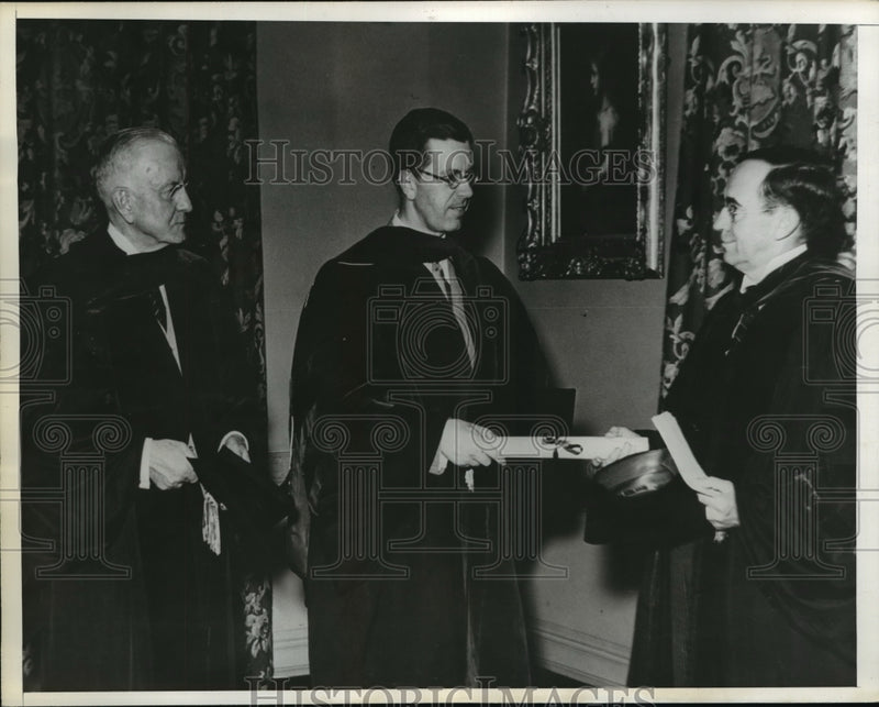 Load image into Gallery viewer, 1938 Press Photo New York Honorary Degrees of Doctor of Law Conferred NYC
