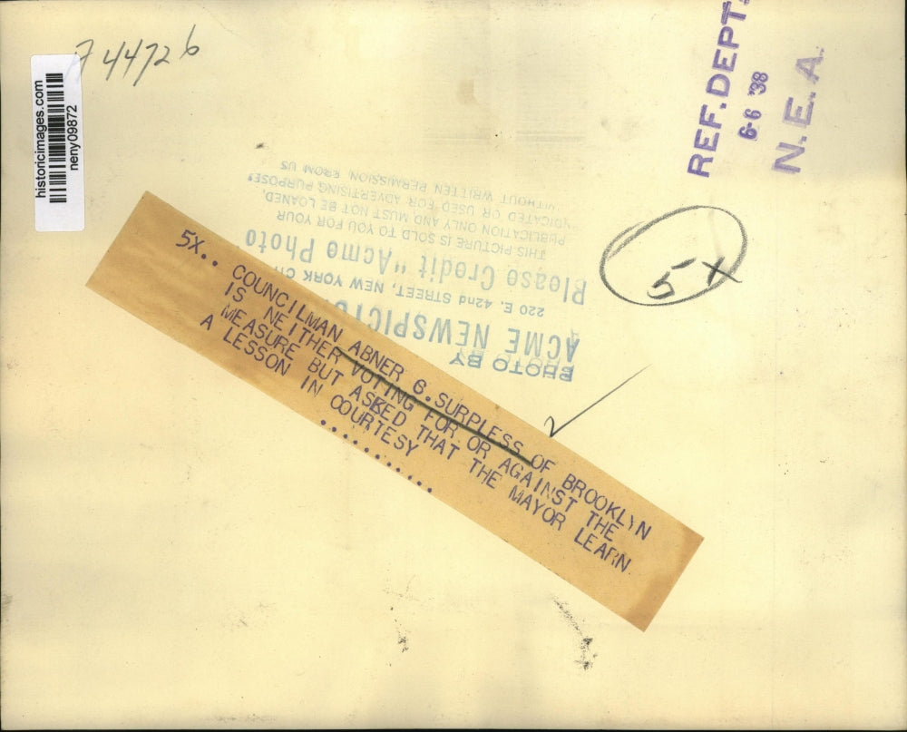 1938 Press Photo New York Counceil Abner S. Surpless Asks Mayor for Courtesy NYC